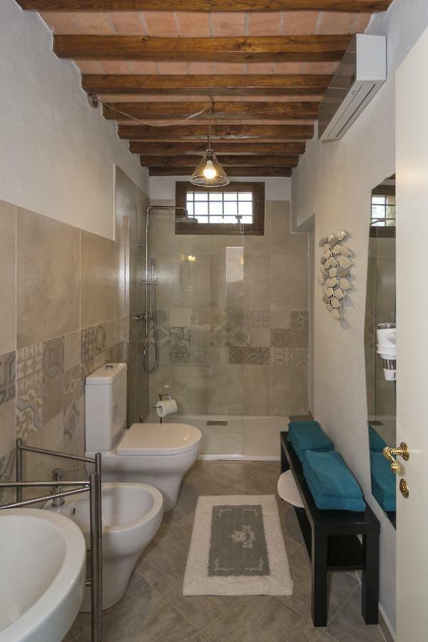 Bed And Breakfast Queen Pisa Bagian luar foto